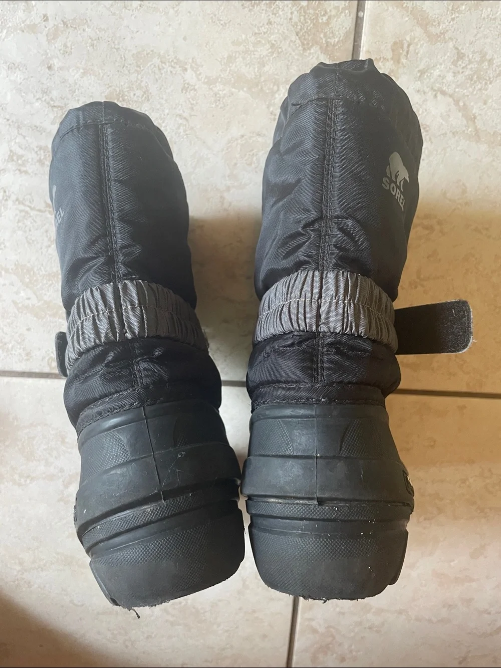 Sorel Kids Flurry Black/Gray Insulated Snow Boots